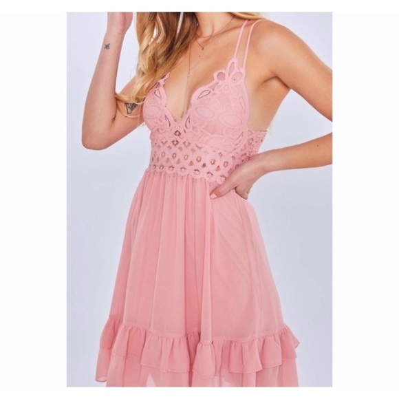 1 LEFT! Blush Tiered Lined Lace Cami Top Adjustable Back Shirred Dress - Picture 3 of 7